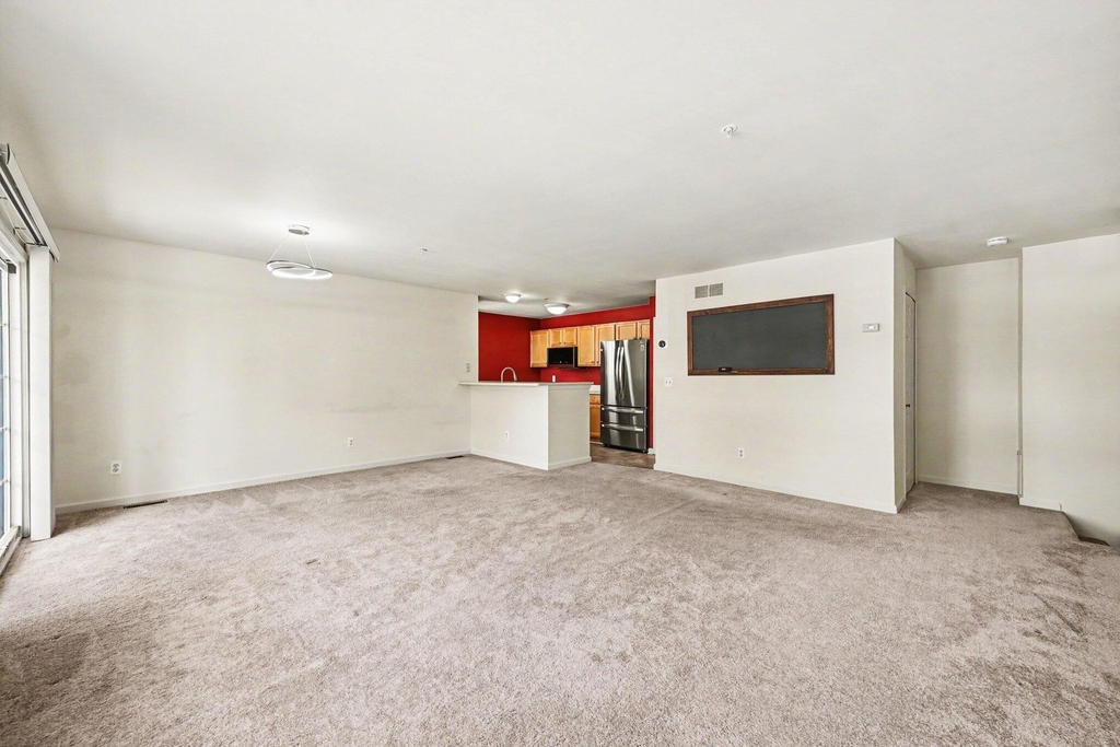 2878 Barclay Way - Photo 8