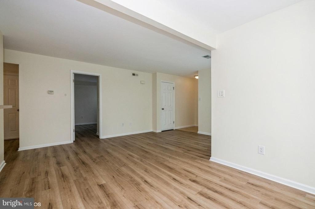 35019 Bennett Place - Photo 5