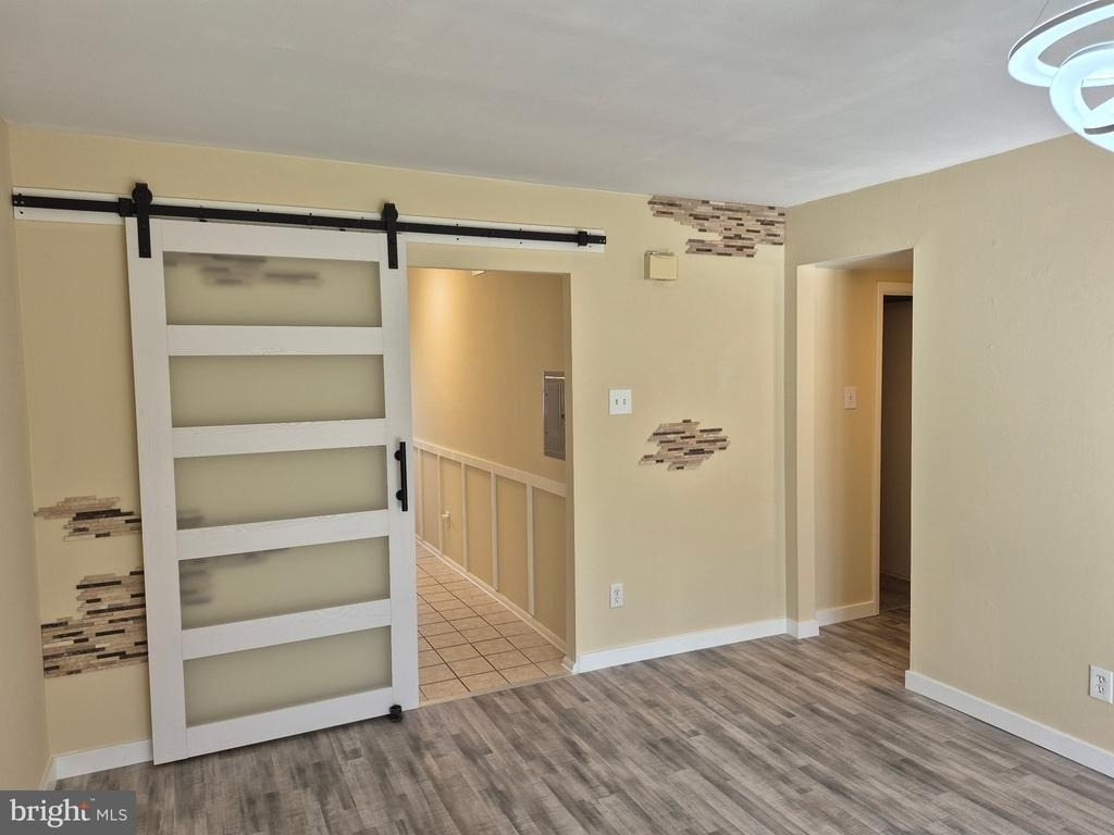 1155 York Road - Photo 4