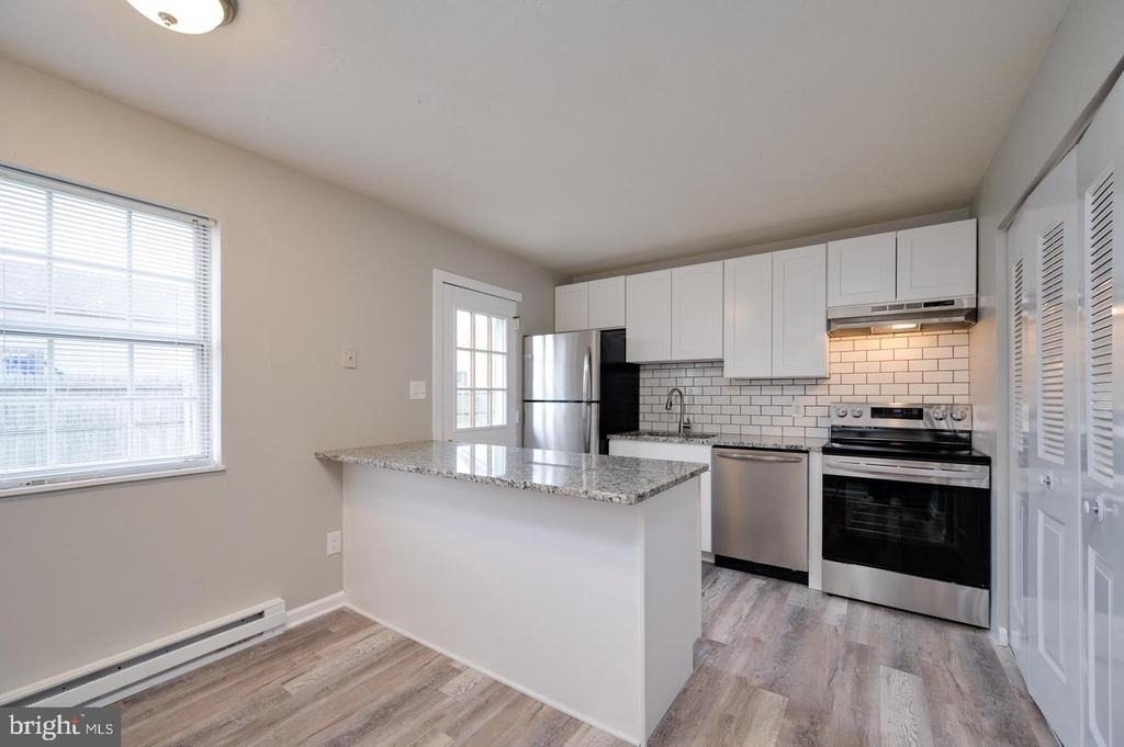 65 North St - Photo 0