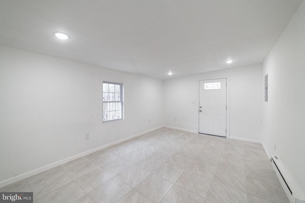 19 N Main Street - Photo 4