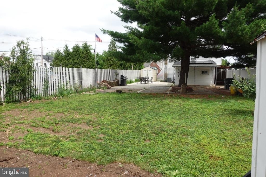 11 Main Street - Photo 20