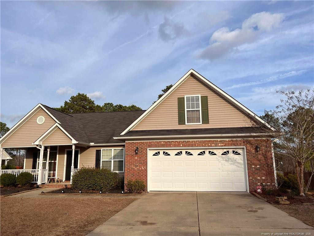 150 Bear Creek Drive - Photo 0