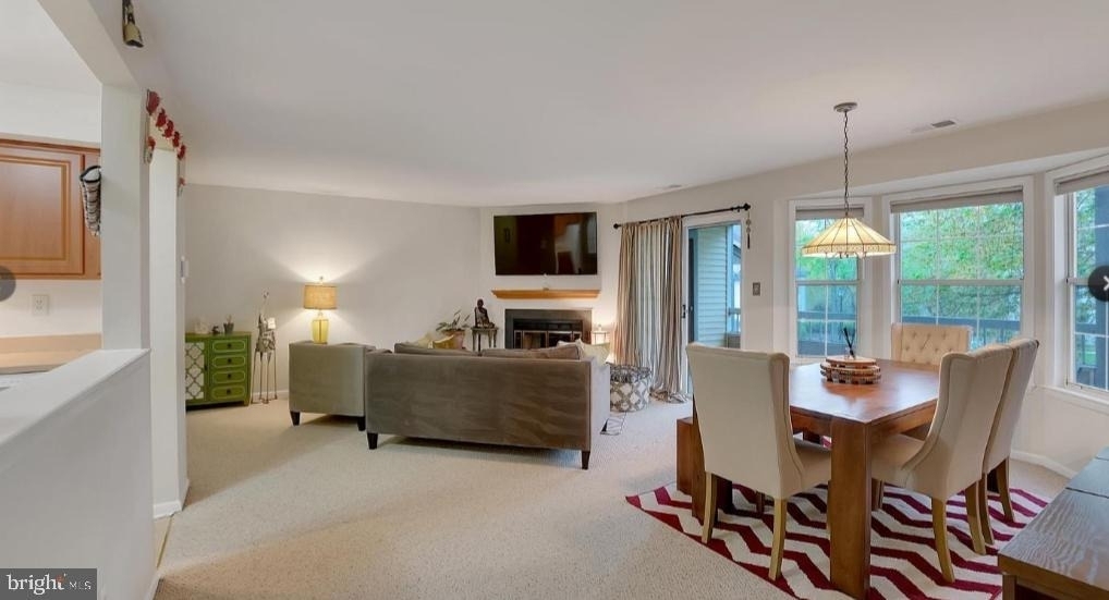 207 Salem Court - Photo 1