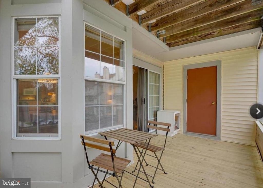207 Salem Court - Photo 3