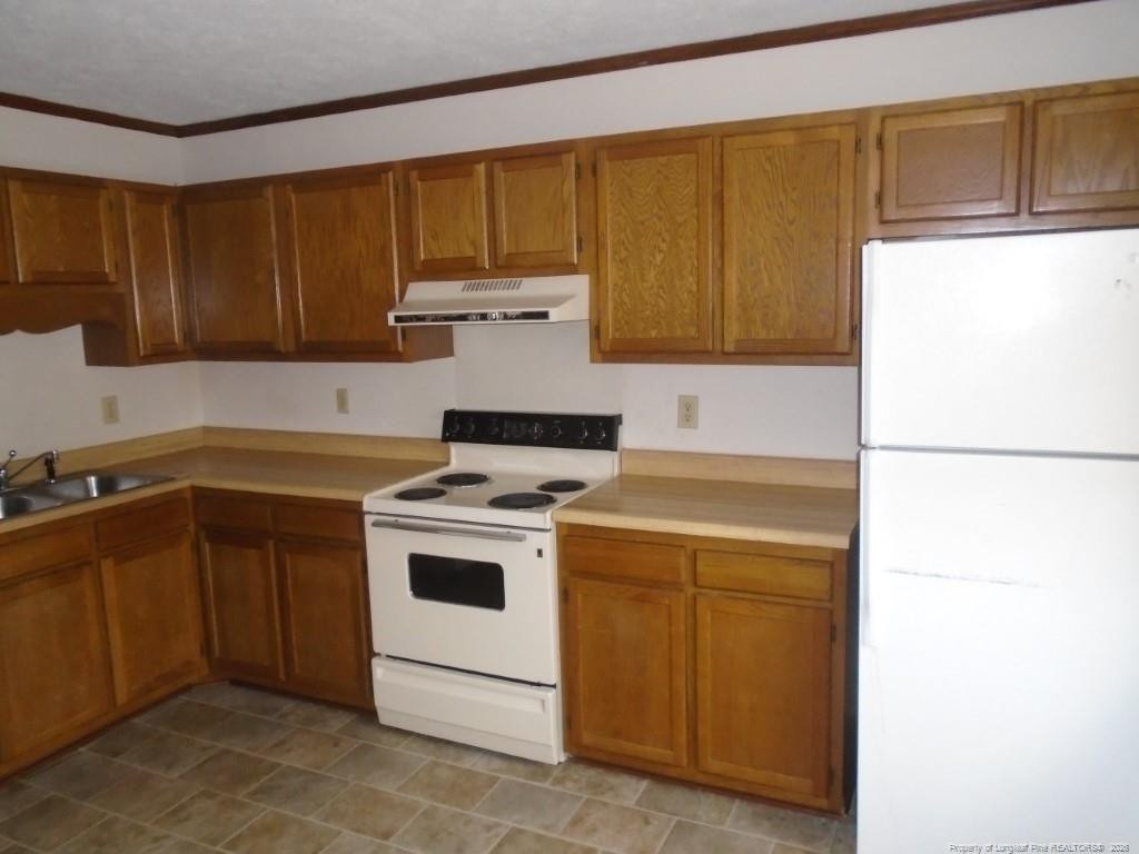 5906 Notblake Avenue - Photo 2