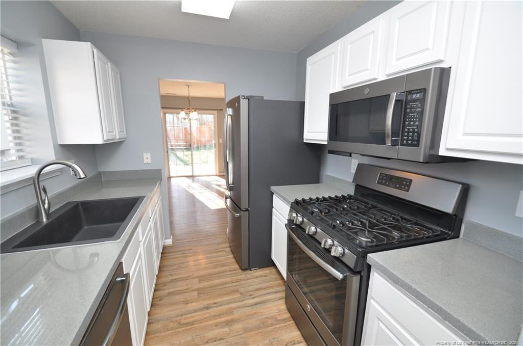 202 Thorncrest Drive - Photo 10