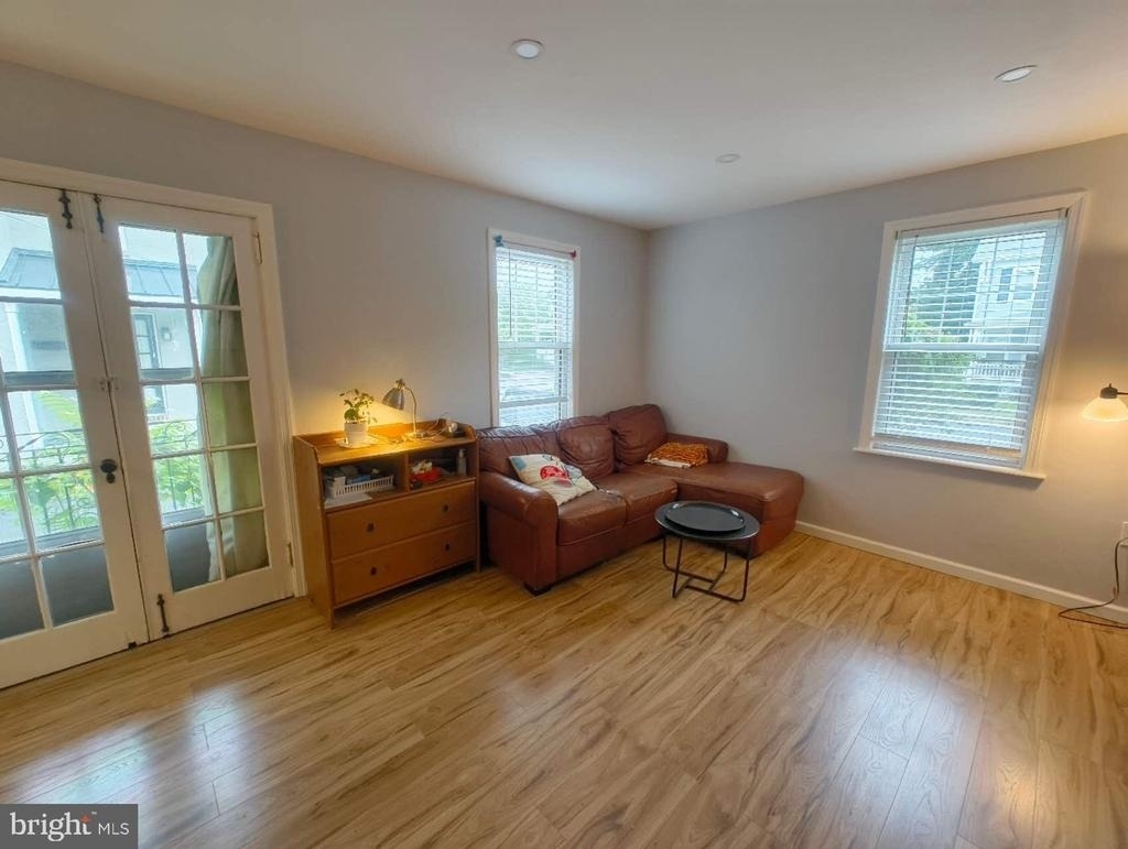 218 Birch Avenue - Photo 1