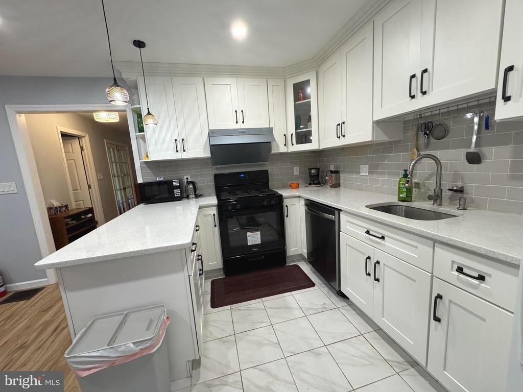 218 Birch Avenue - Photo 11