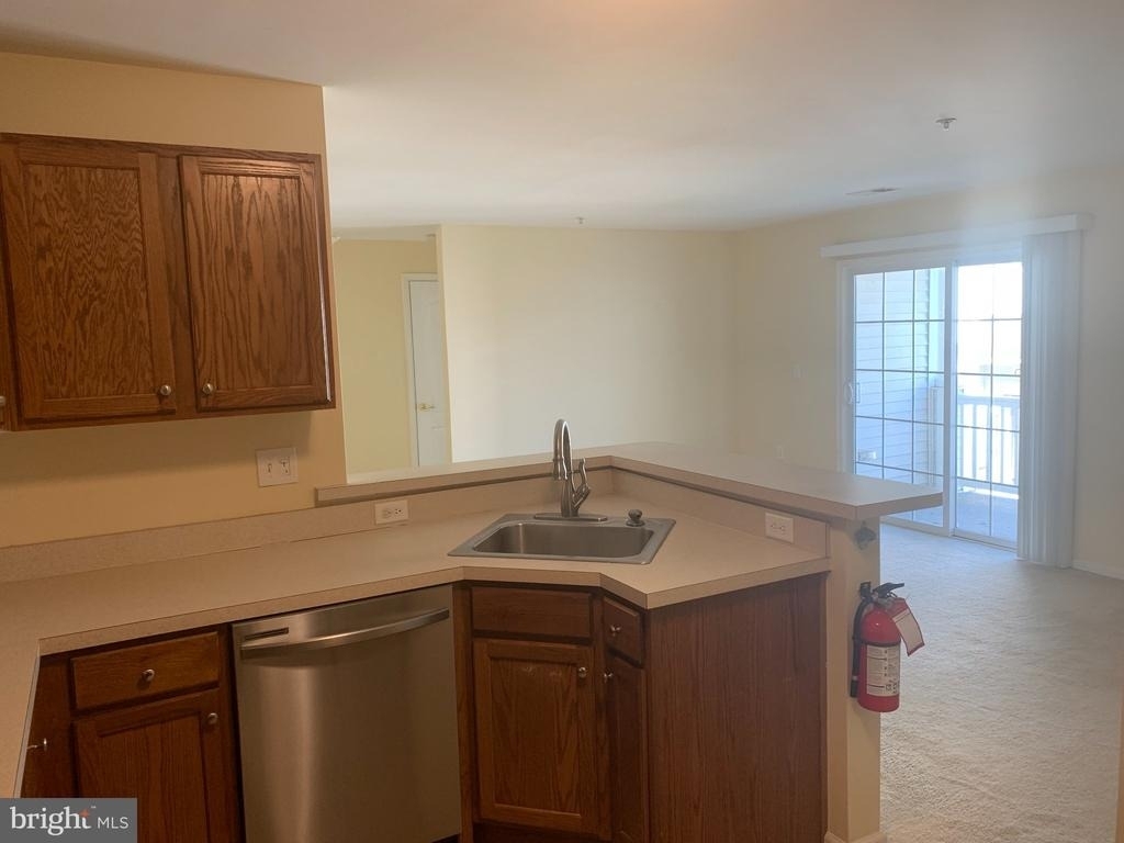 110 Lionheart Lane - Photo 6