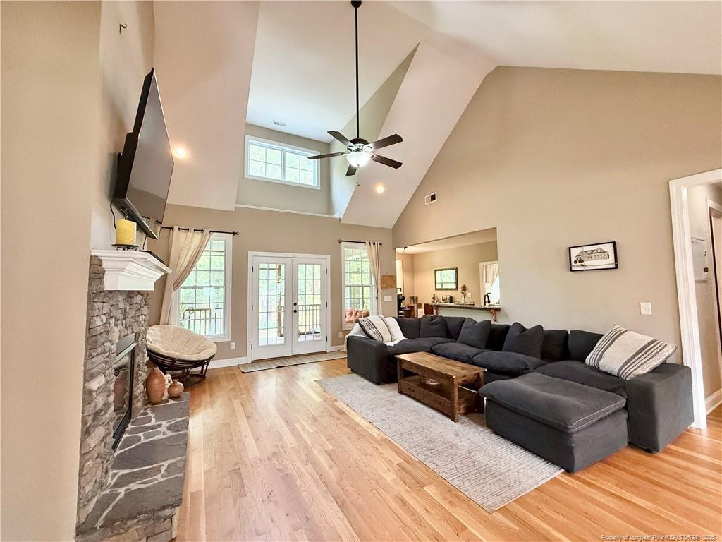 476 Clearwater Harbor - Photo 4