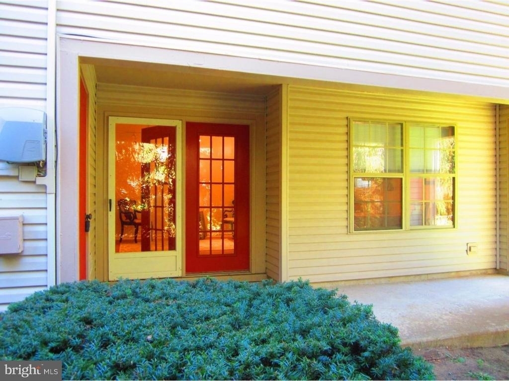 272 Tavistock - Photo 17