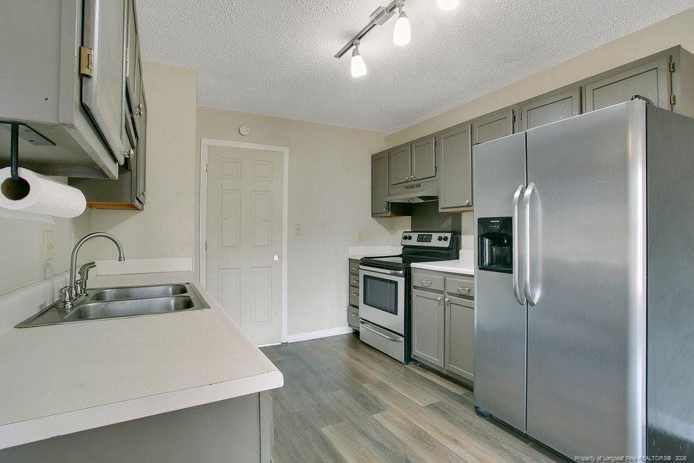 5319 Thackeray Drive - Photo 3
