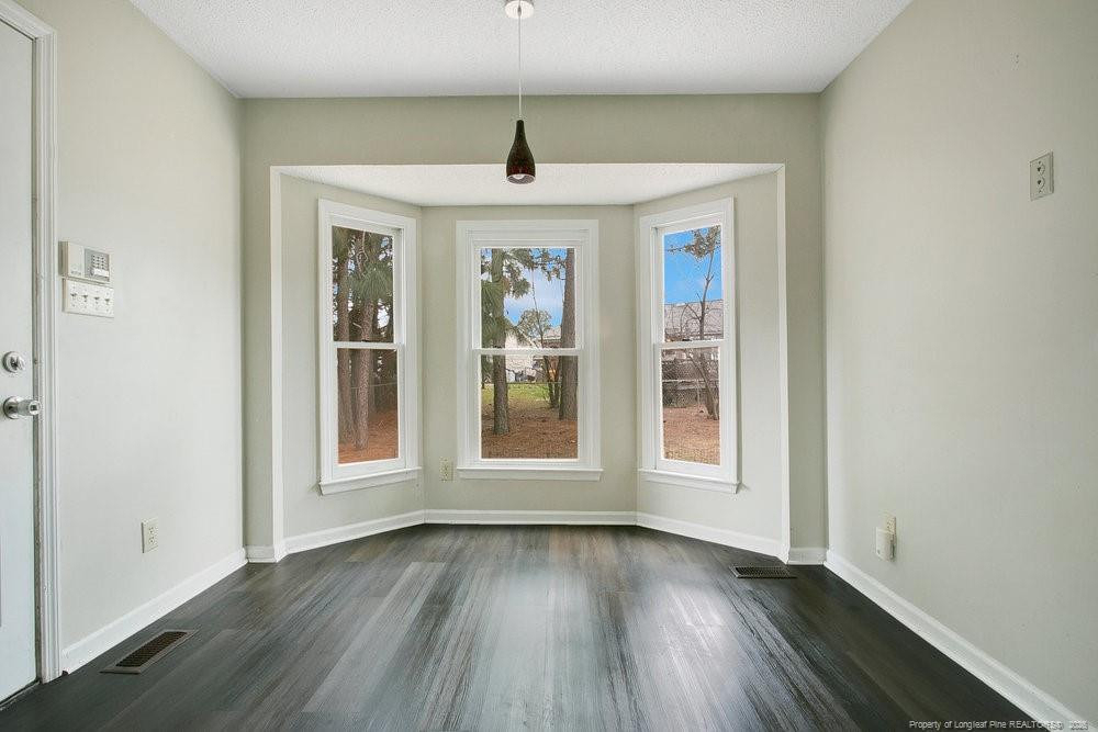 5319 Thackeray Drive - Photo 6