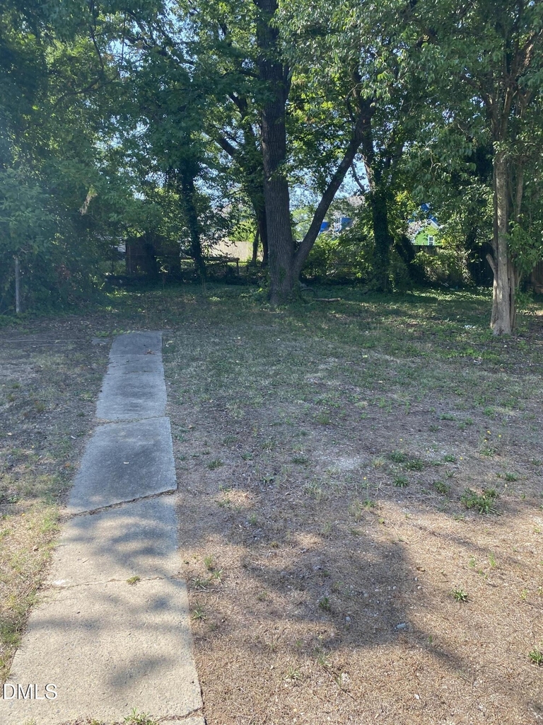 1208 Drew Street - Photo 14