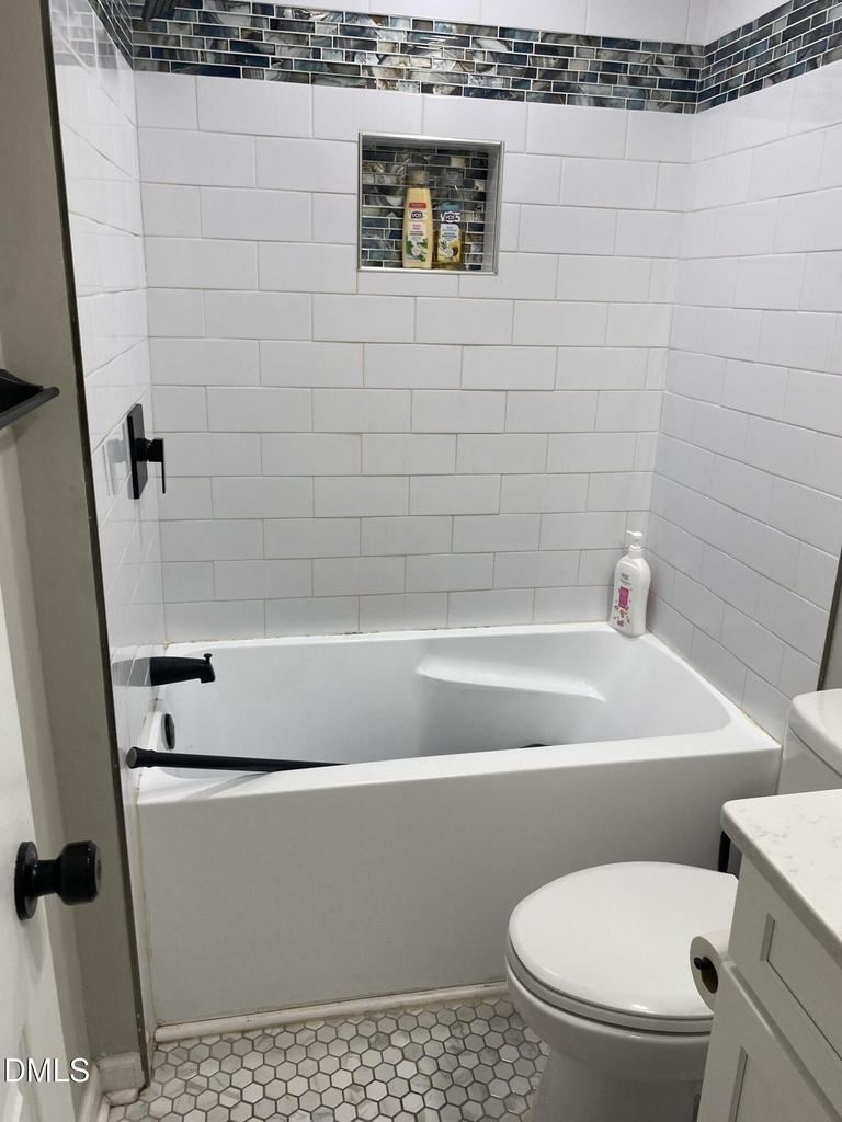 1208 Drew Street - Photo 11