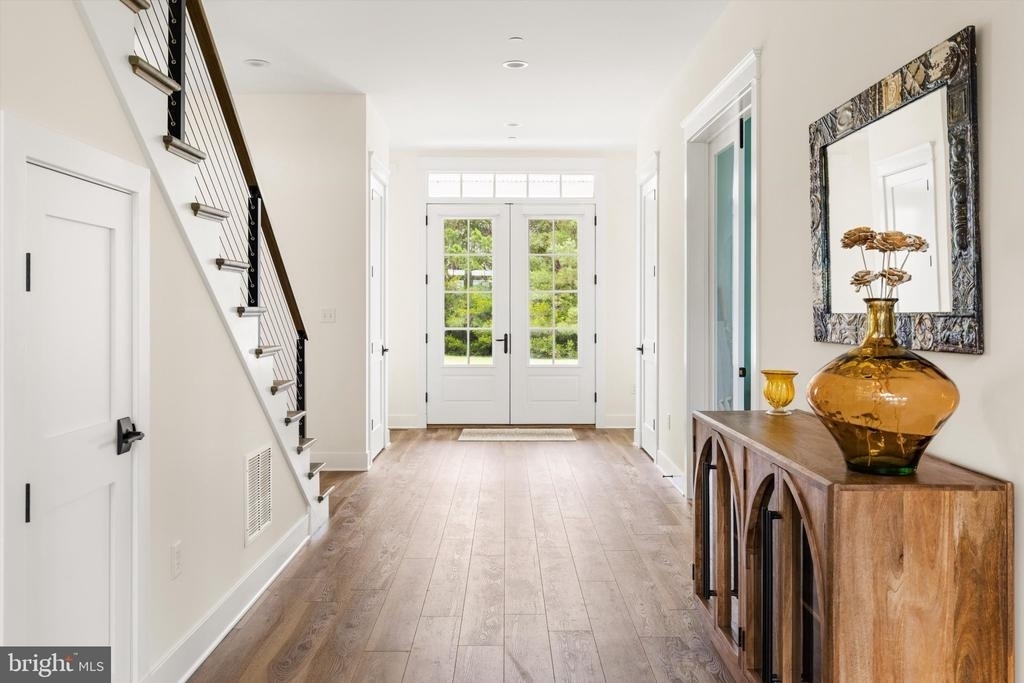 10203 Battle Colors Lane - Photo 8