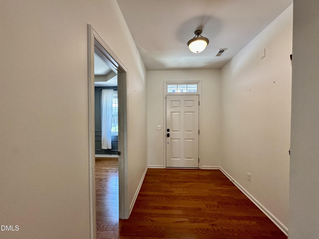 513 Dragby Lane - Photo 1