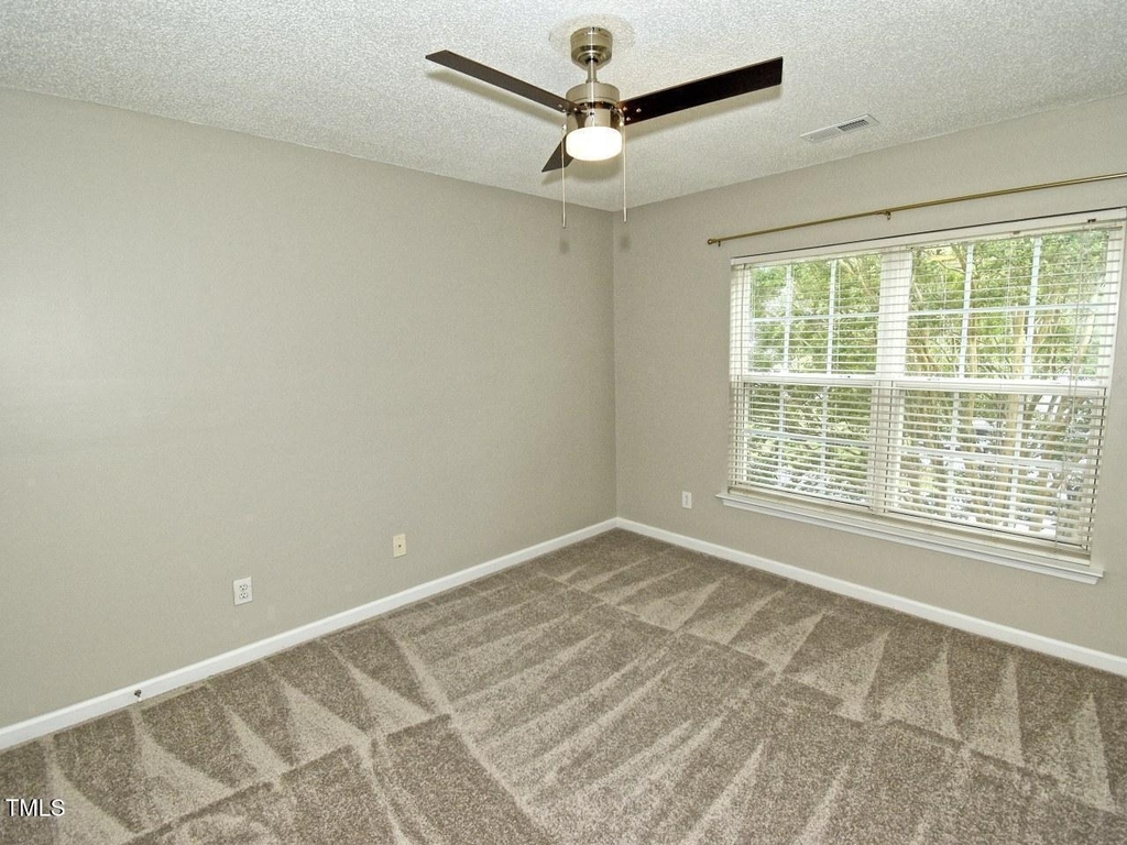 314 Canyon Lake Circle - Photo 24