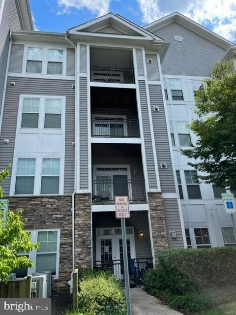 1321 Karen Boulevard - Photo 1