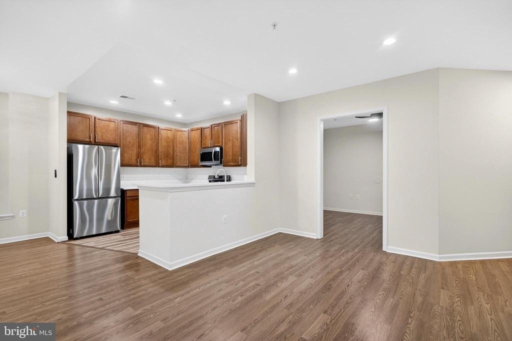 1321 Karen Boulevard - Photo 8