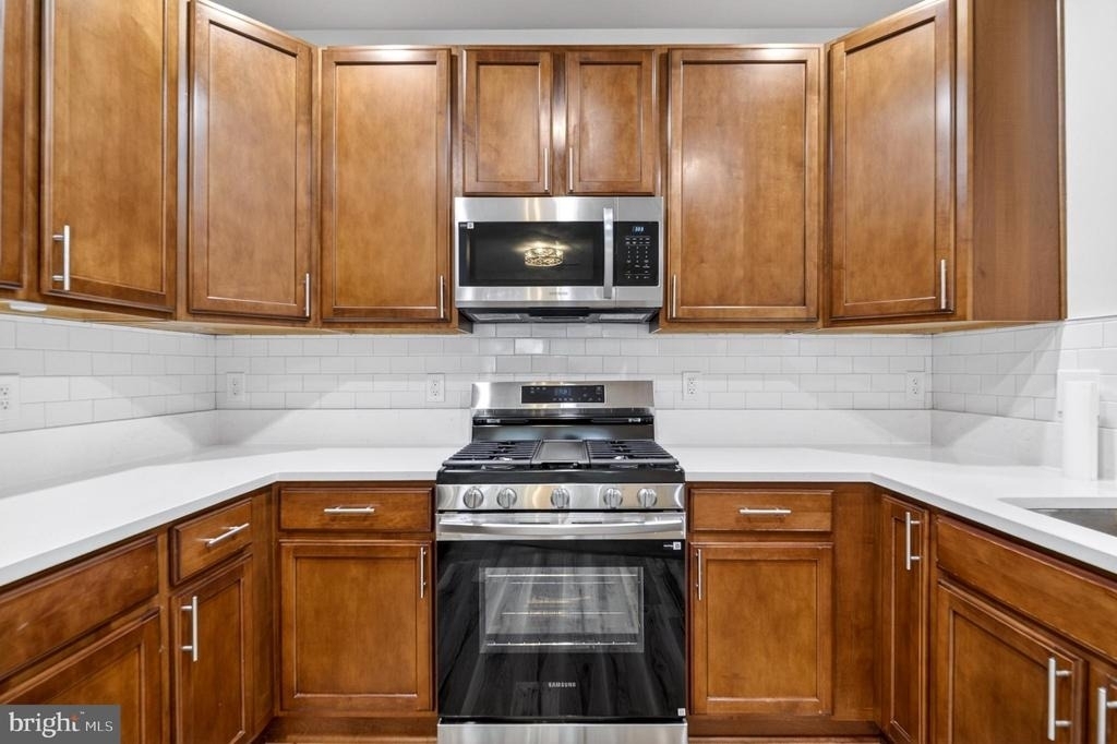 1321 Karen Boulevard - Photo 15