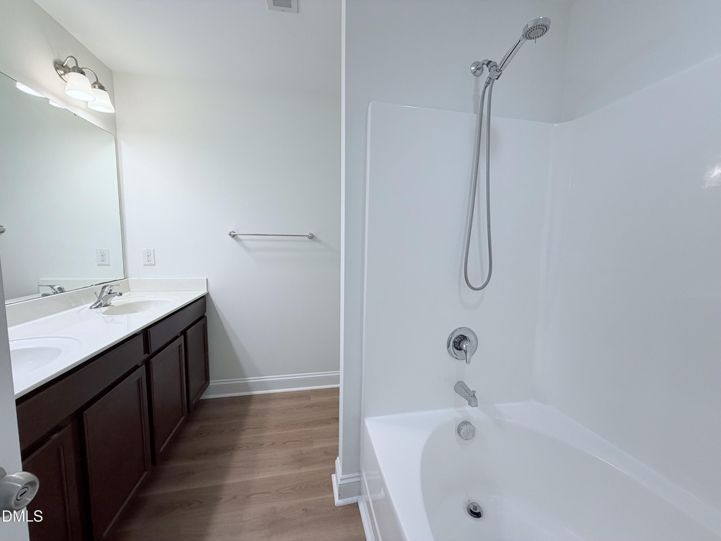 275 Michigan Avenue - Photo 6