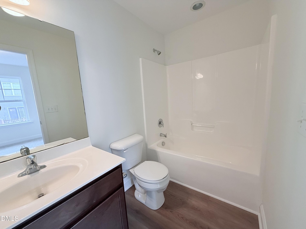 275 Michigan Avenue - Photo 4