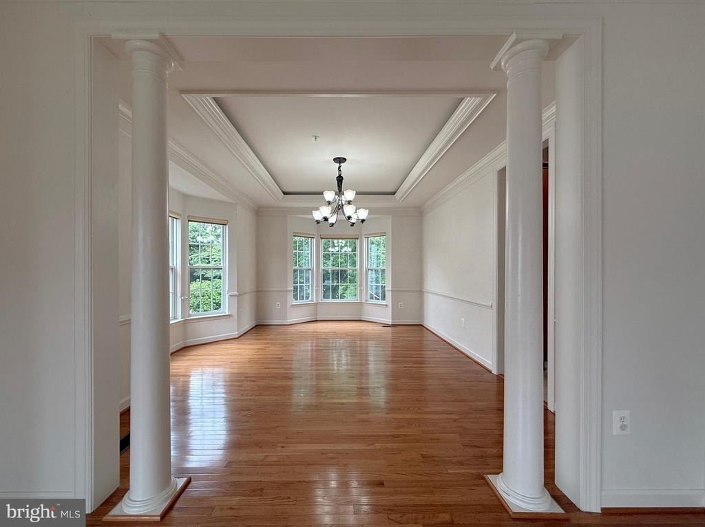 4415 Medallion Drive - Photo 2