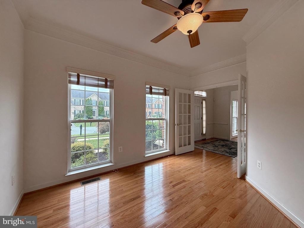 4415 Medallion Drive - Photo 9