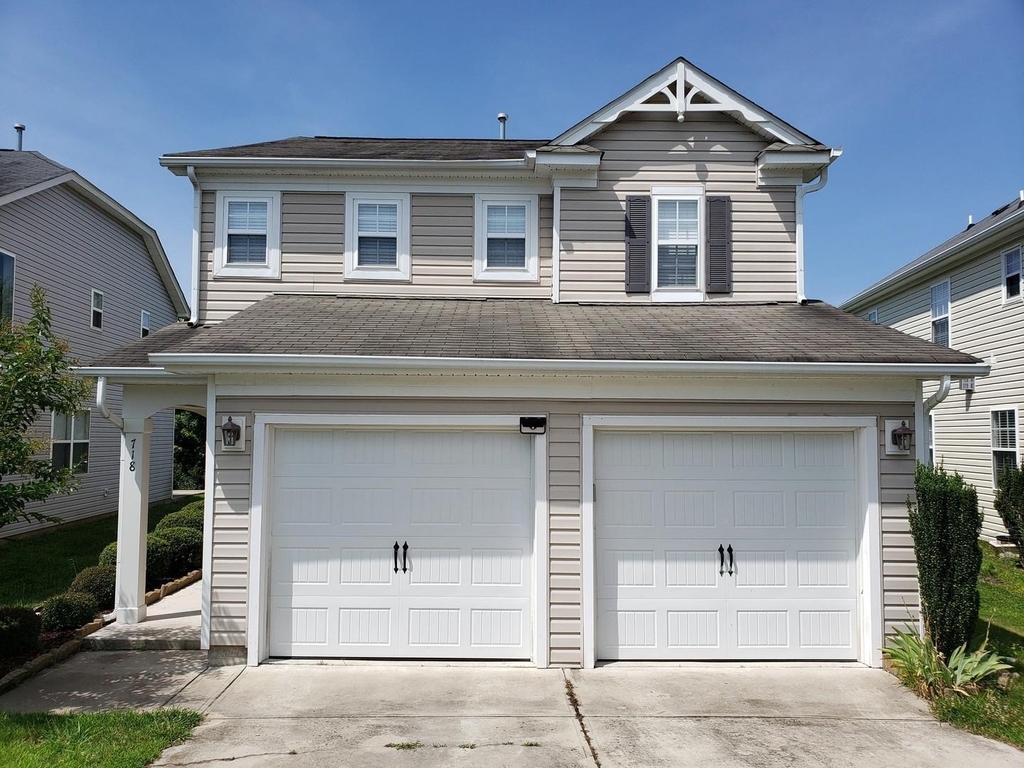718 Delta Downs Drive - Photo 0