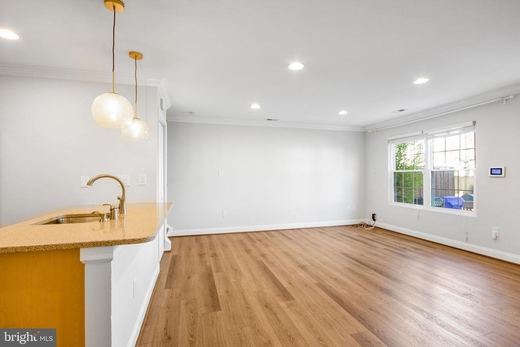 14318 S Shore Court - Photo 6