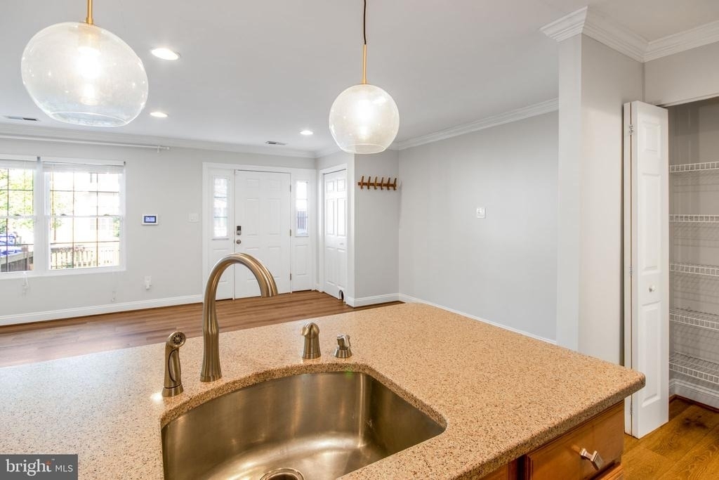 14318 S Shore Court - Photo 12