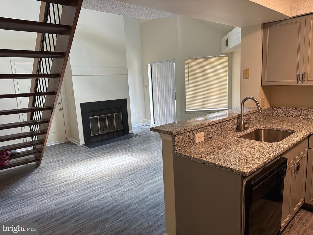 14003 Justin Way - Photo 5