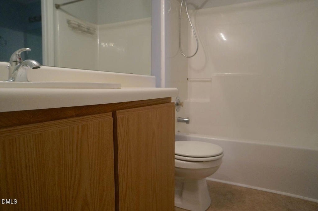 312 Commons Drive - Photo 15