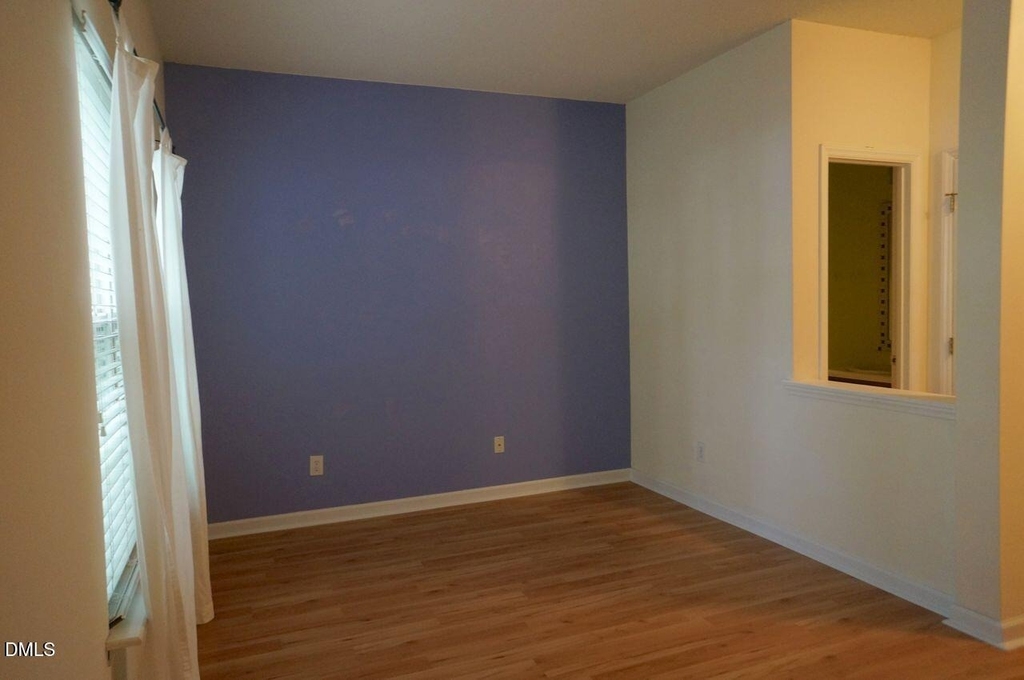 312 Commons Drive - Photo 7
