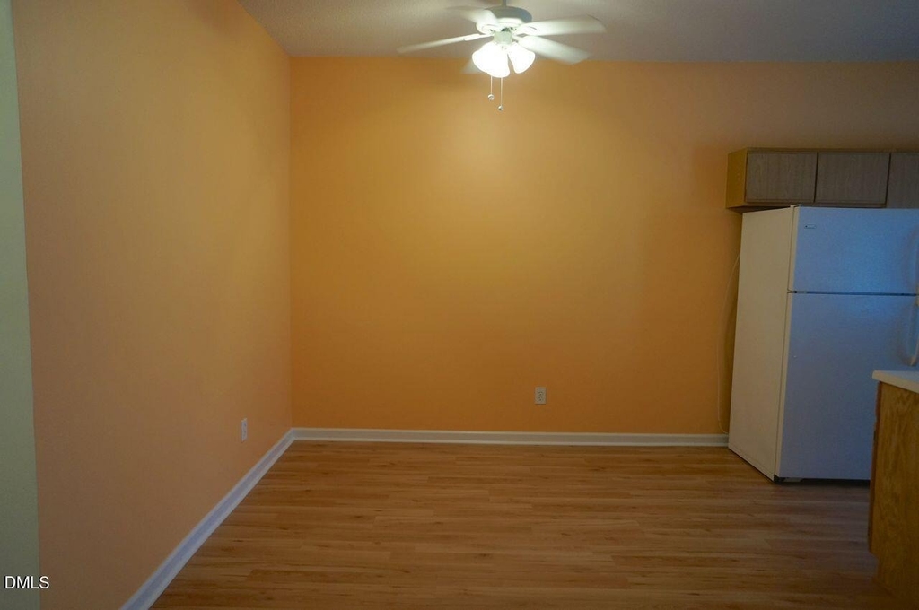 312 Commons Drive - Photo 6