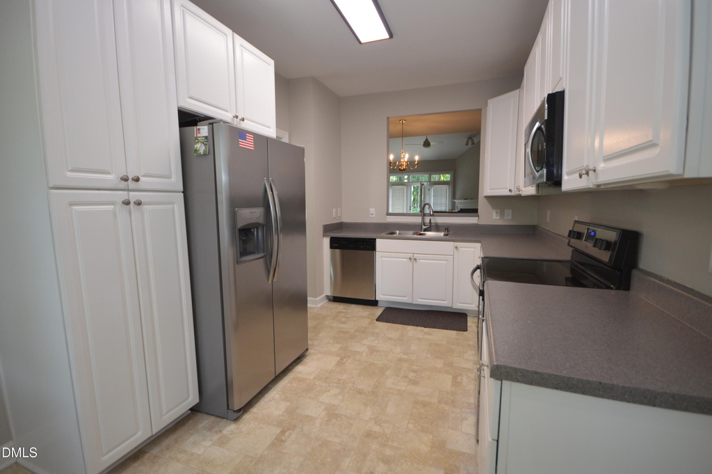 3319 Philmont Drive - Photo 5