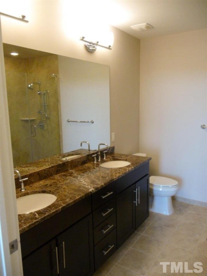 140 W Franklin Street - Photo 6