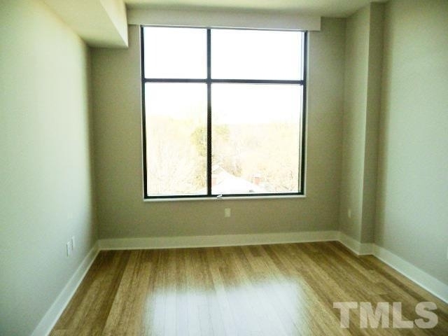 140 W Franklin Street - Photo 8