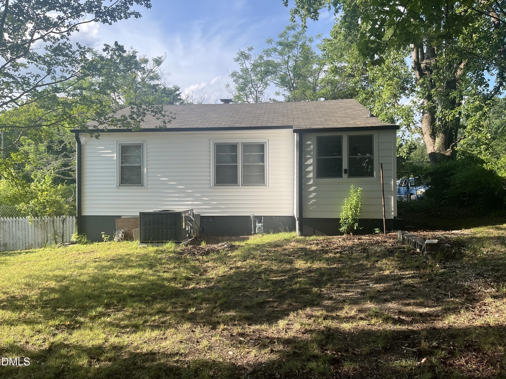 504 Powell Street - Photo 2