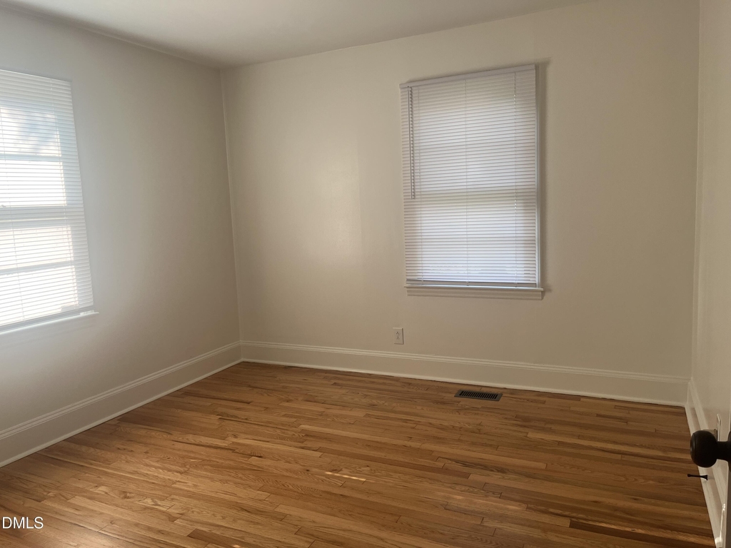504 Powell Street - Photo 10