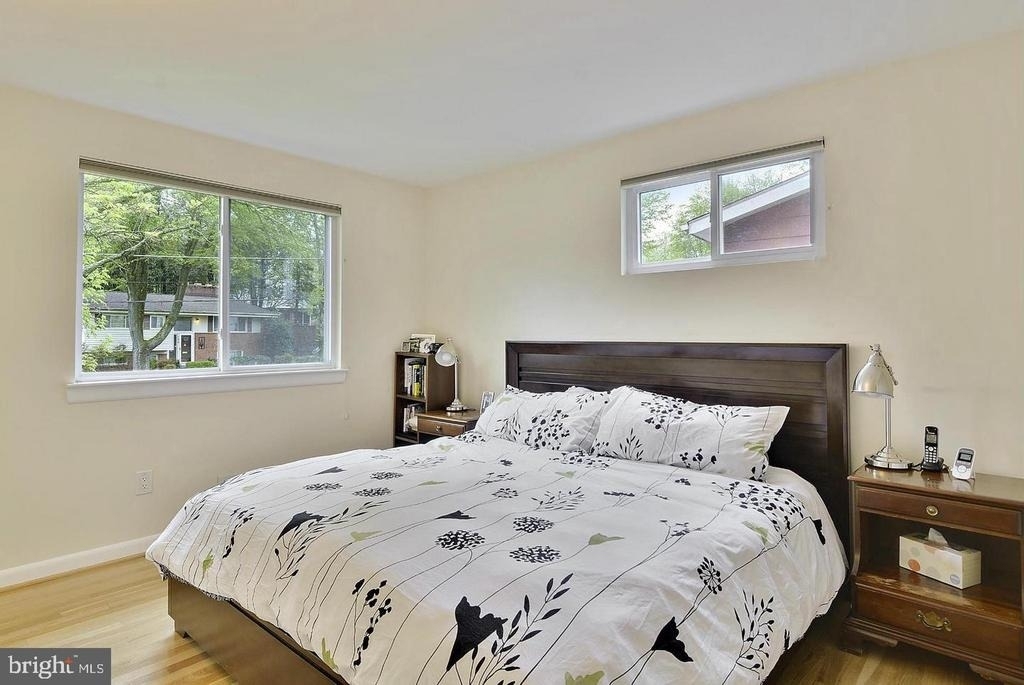 717 Hillsboro Drive - Photo 15