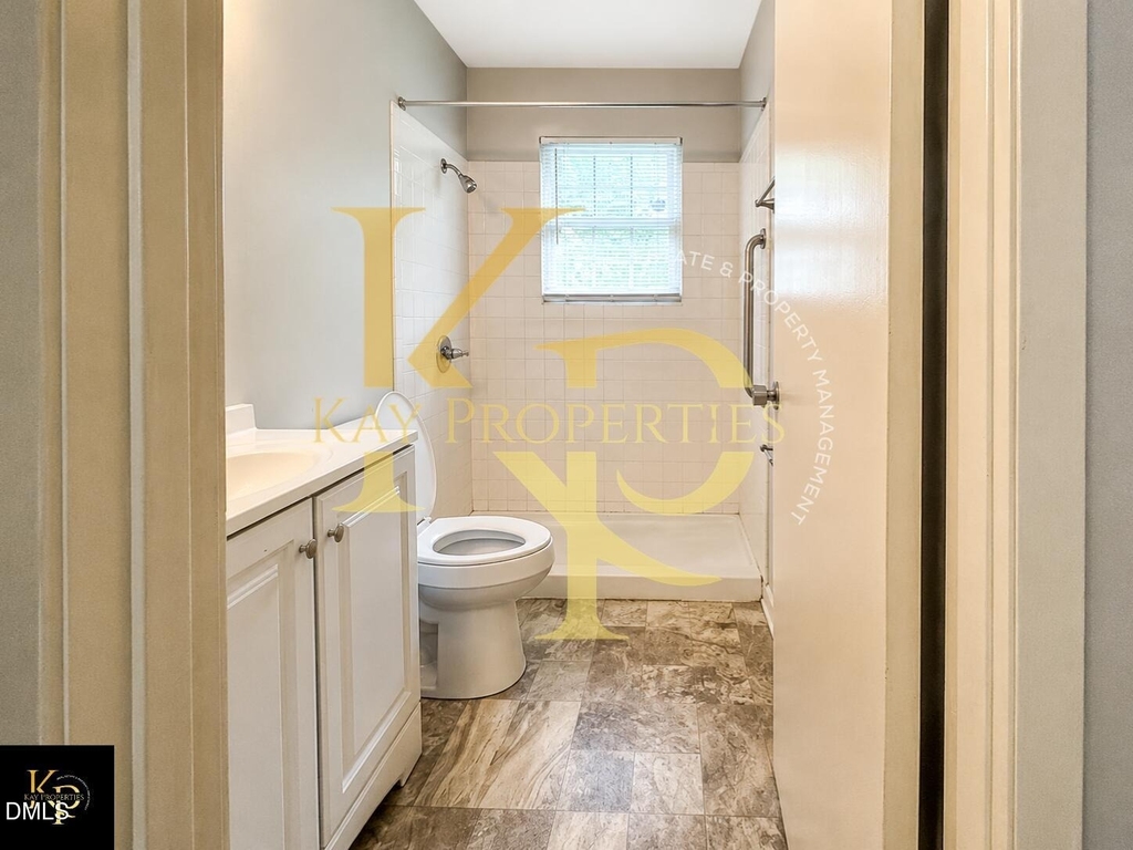 3013 Wedgedale Avenue - Photo 11