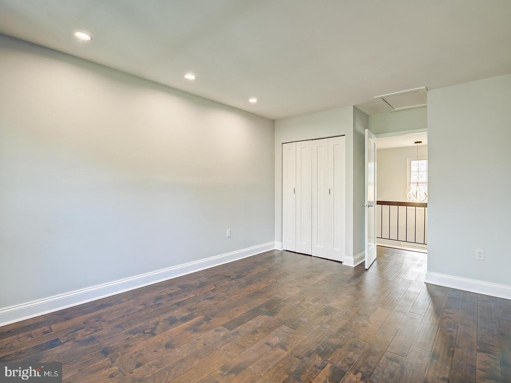 5 Climbing Ivy Court - Photo 36