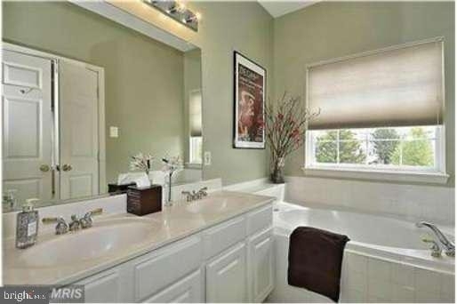 715 Pleasant Drive - Photo 10