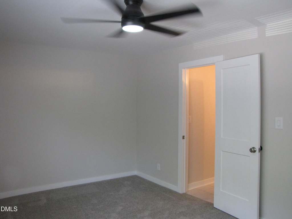 220 Elizabeth Street - Photo 12