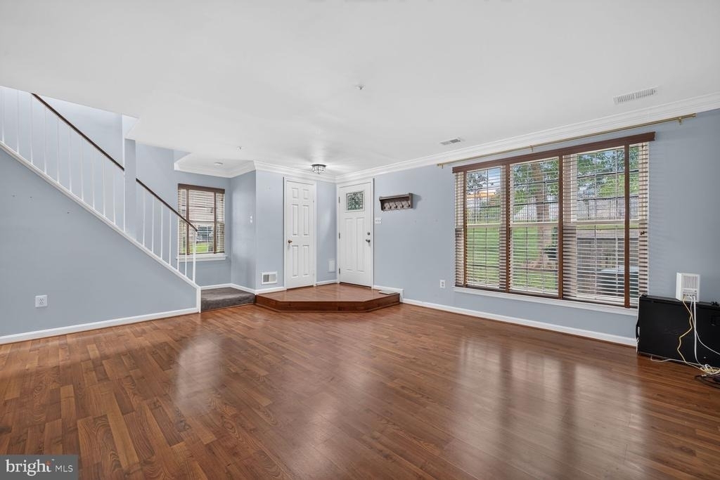 18917 Highstream Drive - Photo 4