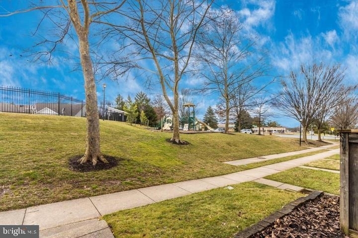 18917 Highstream Drive - Photo 3
