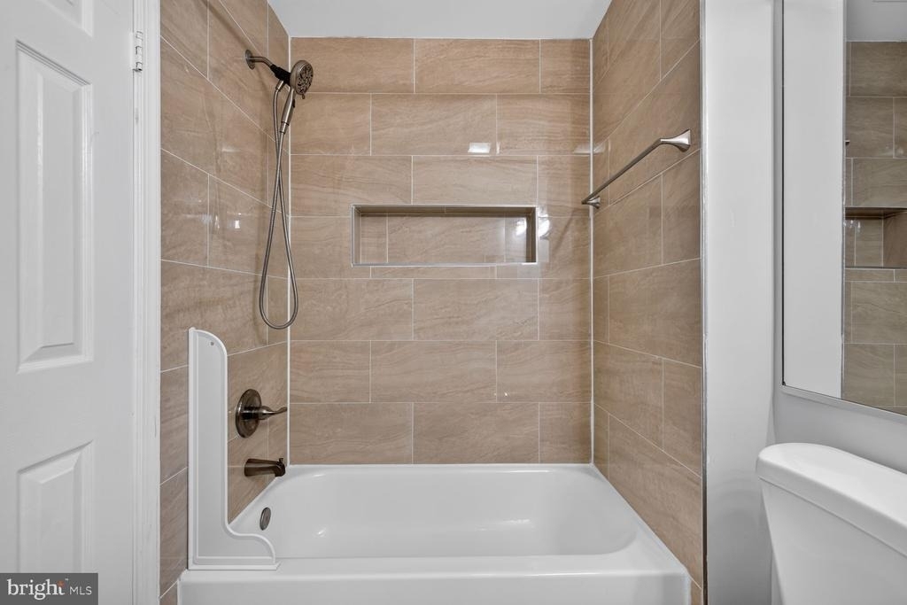 18917 Highstream Drive - Photo 15